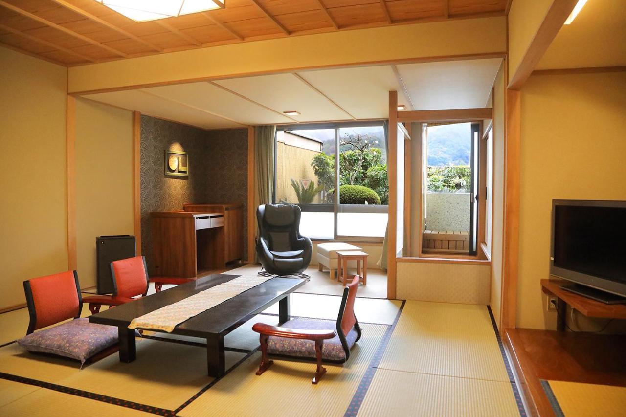 Hotel Yumoto Konpira Onsen Hananoyu Kobaitei Kotohira Zewnętrze zdjęcie