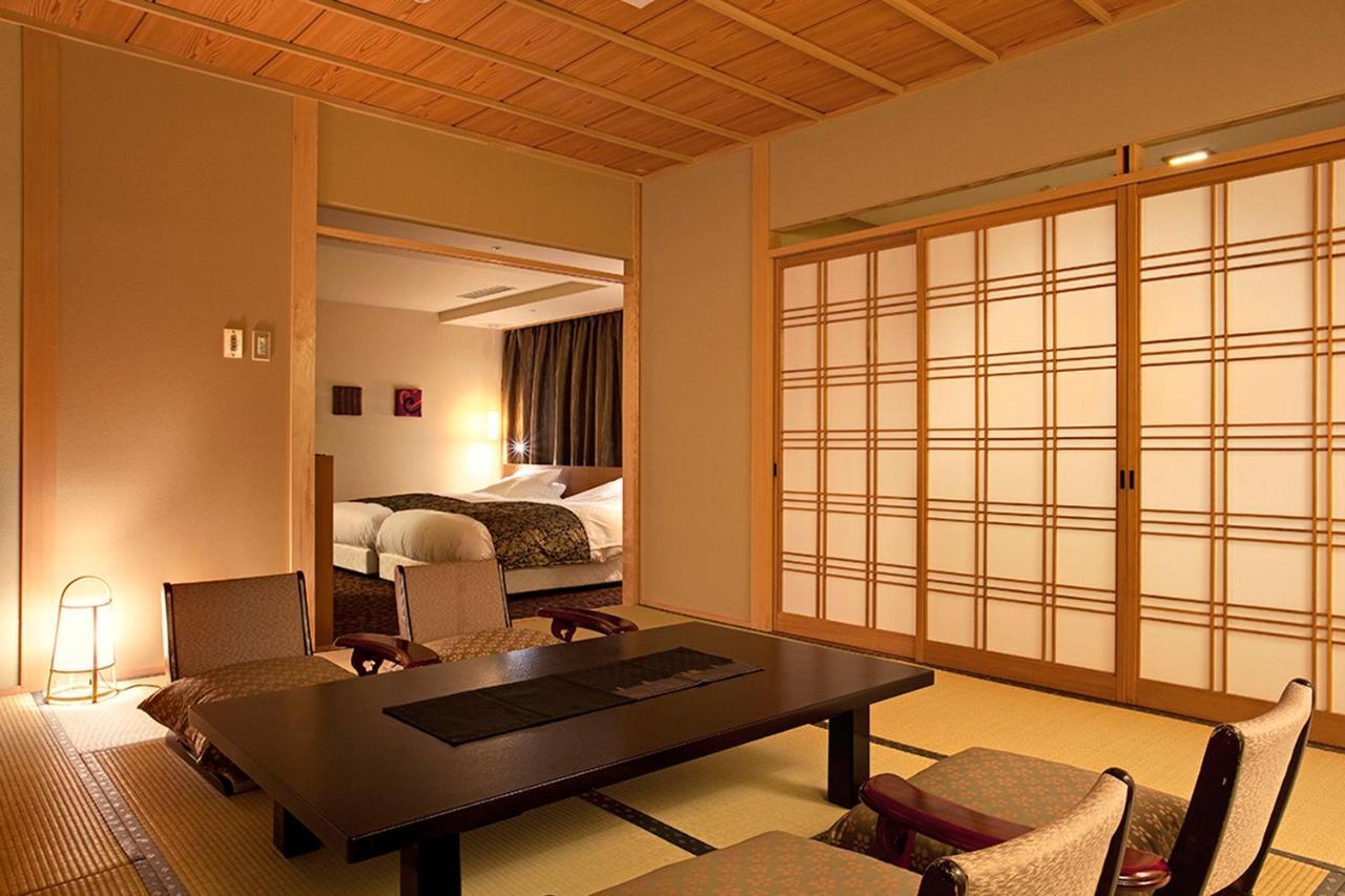 Hotel Yumoto Konpira Onsen Hananoyu Kobaitei Kotohira Zewnętrze zdjęcie